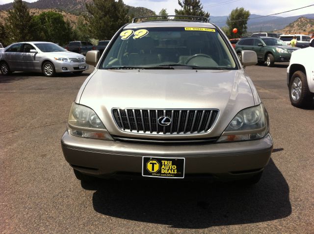 Lexus RX 300 1999 photo 3