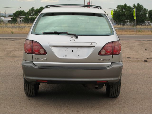 Lexus RX 300 1999 photo 3