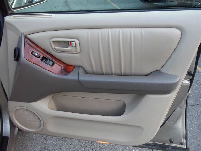 Lexus RX 300 1999 photo 13