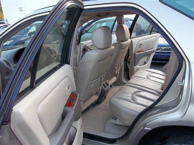 Lexus RX 300 1999 photo 2