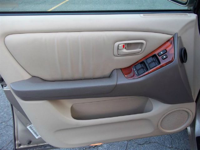 Lexus RX 300 1999 photo 22