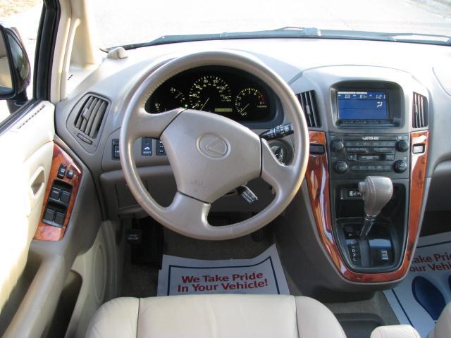 Lexus RX 300 1999 photo 4