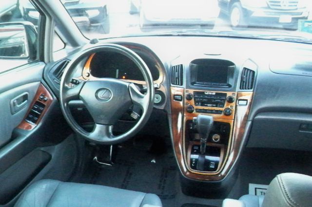 Lexus RX 300 1999 photo 13