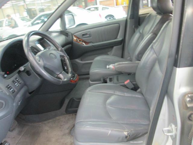 Lexus RX 300 1999 photo 2