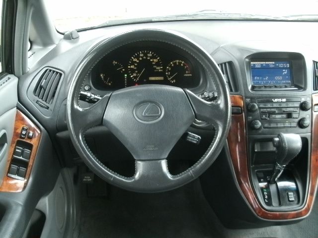 Lexus RX 300 1999 photo 1