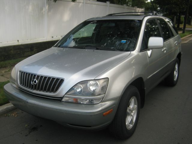 Lexus RX 300 2000 photo 2