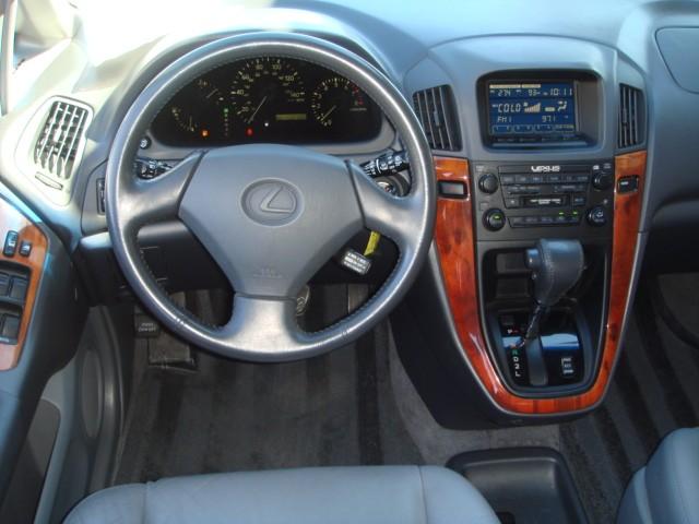 Lexus RX 300 2000 photo 4