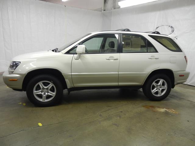 Lexus RX 300 2000 photo 2