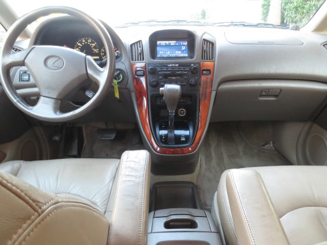 Lexus RX 300 2000 photo 12