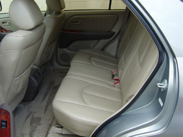 Lexus RX 300 2000 photo 2