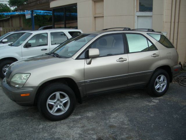 Lexus RX 300 2001 photo 2