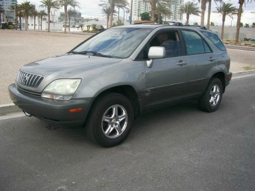 Lexus RX 300 2001 photo 2