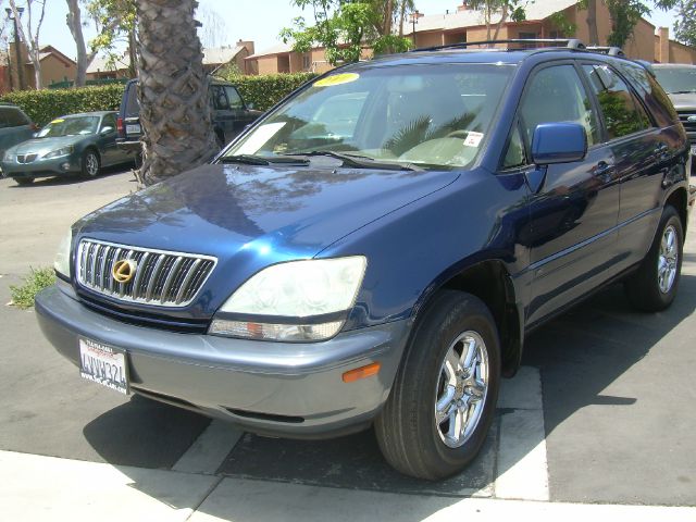 Lexus RX 300 2001 photo 2