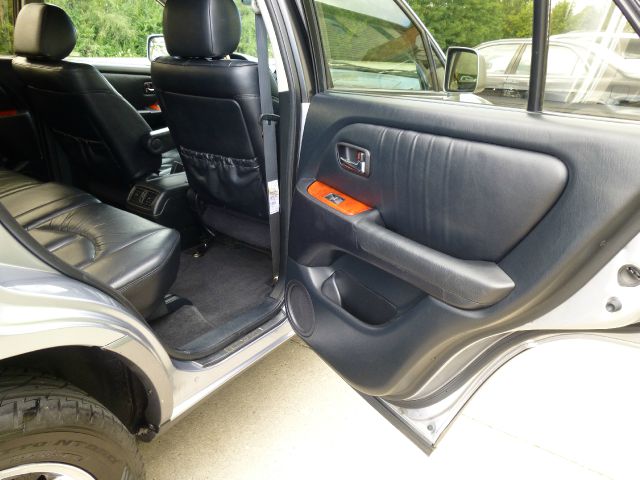 Lexus RX 300 2001 photo 21