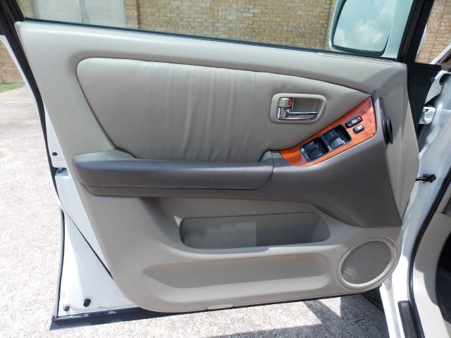 Lexus RX 300 2001 photo 15