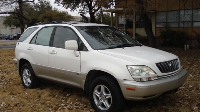 Lexus RX 300 2001 photo 2