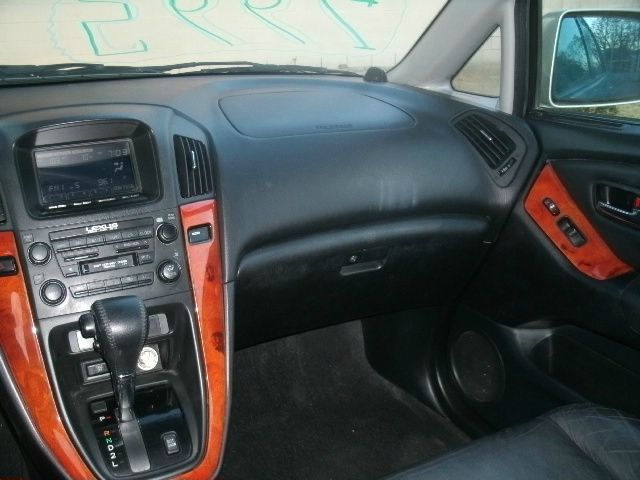 Lexus RX 300 2002 photo 3