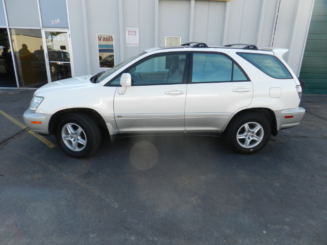 Lexus RX 300 2002 photo 2