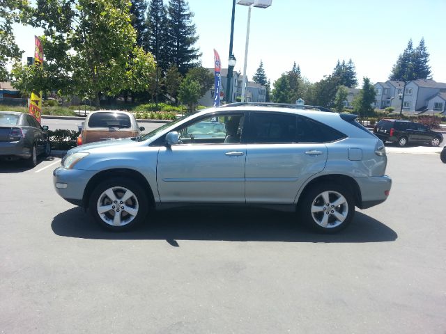 Lexus RX 330 Ram 3500 Diesel 2-WD SUV