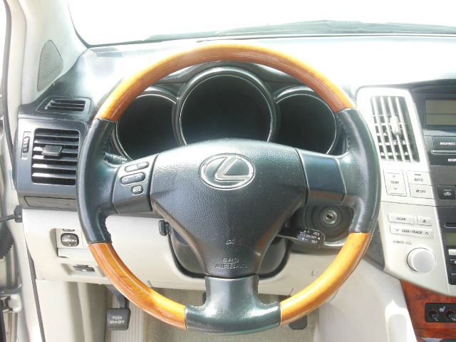 Lexus RX 330 4wd SUV