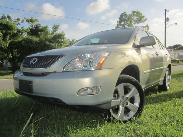 Lexus RX 330 Ram 3500 Diesel 2-WD SUV