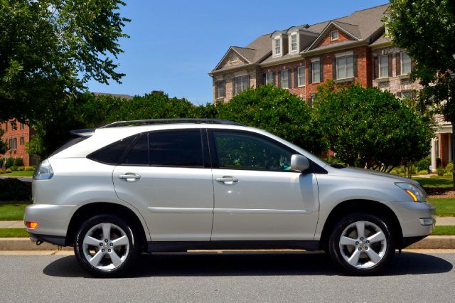 Lexus RX 330 Ram 3500 Diesel 2-WD SUV