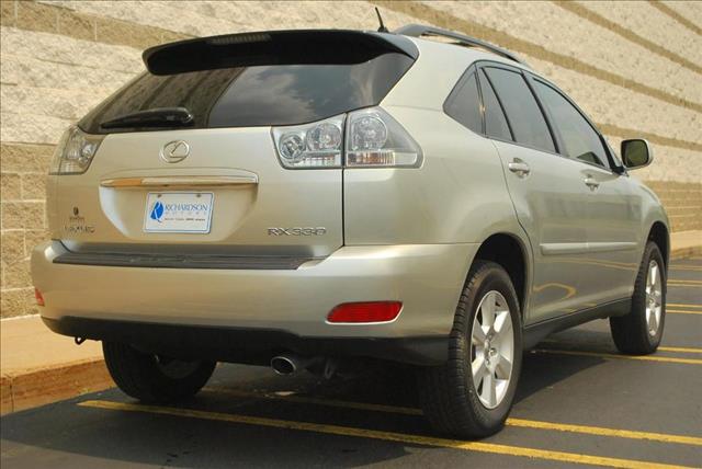 Lexus RX 330 Base SUV