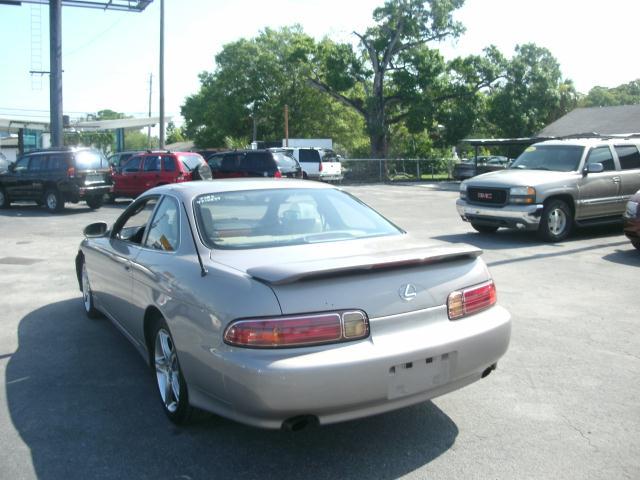 Lexus SC 300 1997 photo 4