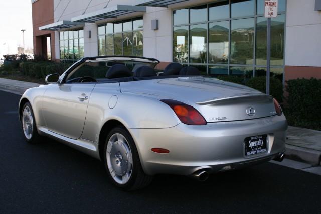 Lexus SC 430 2003 photo 2