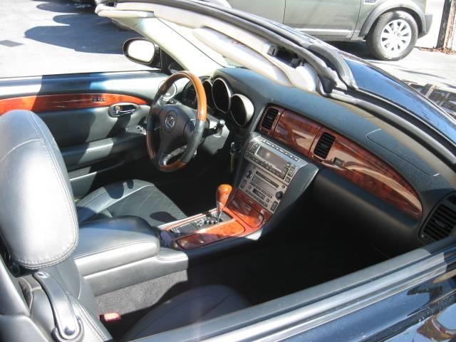 Lexus SC 430 2003 photo 2