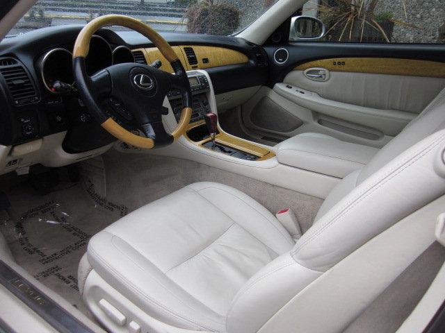 Lexus SC 430 2003 photo 2