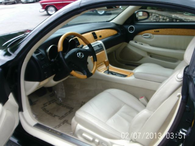 Lexus SC 430 2005 photo 4