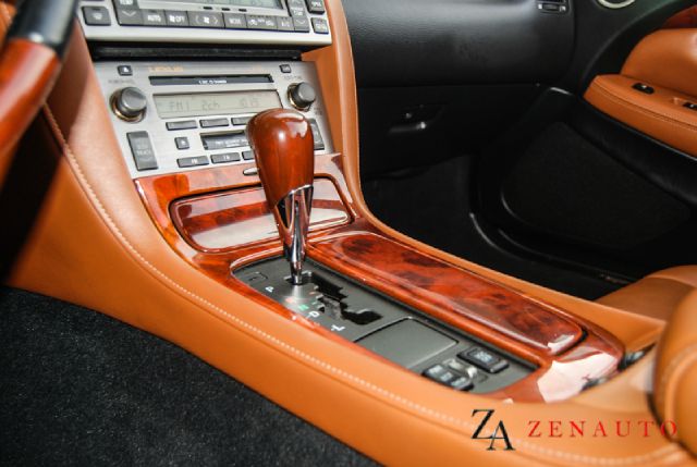 Lexus SC 430 2005 photo 16