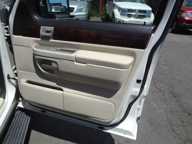 Lincoln Aviator 2003 photo 4