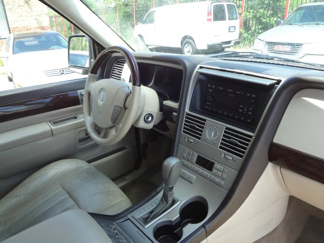 Lincoln Aviator 2003 photo 9