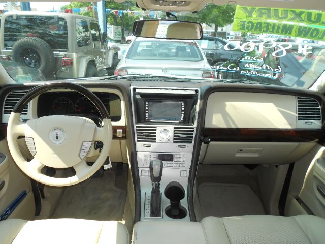 Lincoln Aviator 2003 photo 2