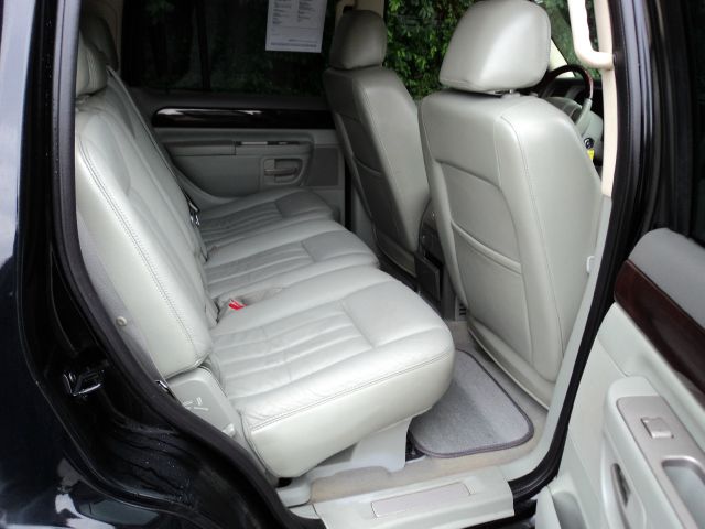 Lincoln Aviator 2003 photo 29