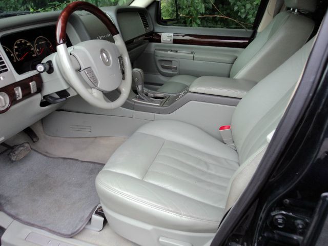 Lincoln Aviator 2003 photo 37