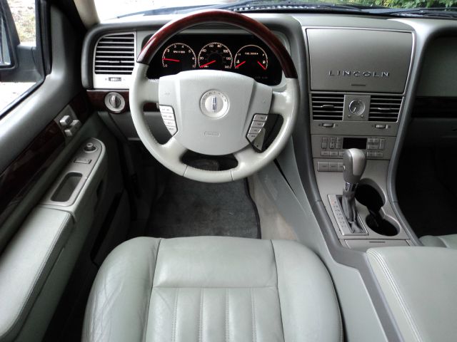 Lincoln Aviator 2003 photo 53