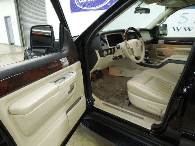 Lincoln Aviator 2003 photo 2