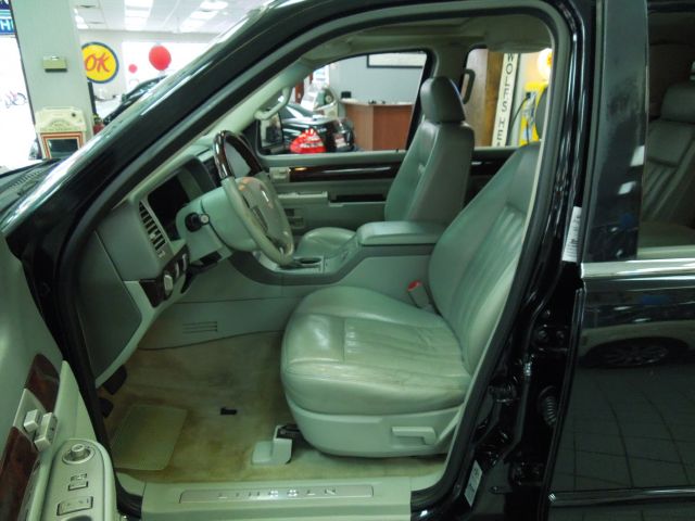 Lincoln Aviator 2003 photo 26