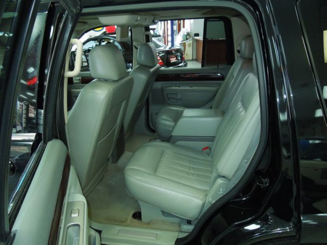 Lincoln Aviator 2003 photo 29