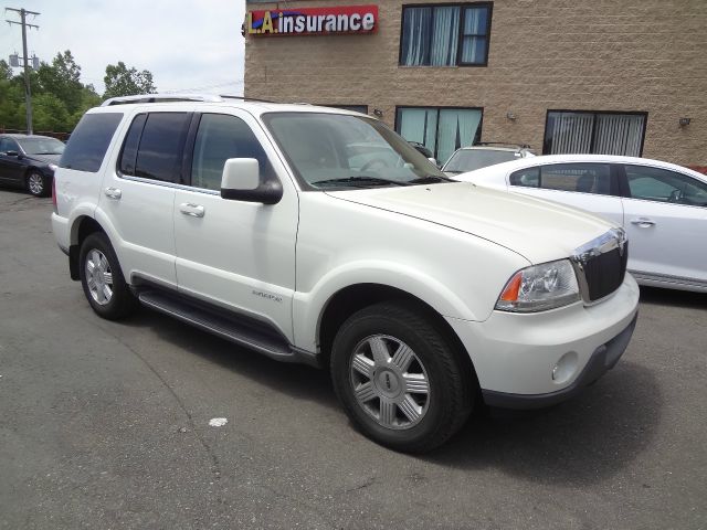 Lincoln Aviator 2004 photo 15