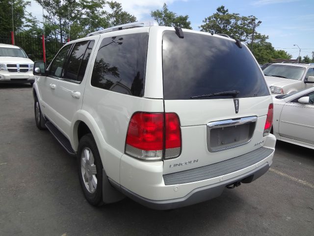 Lincoln Aviator 2004 photo 17