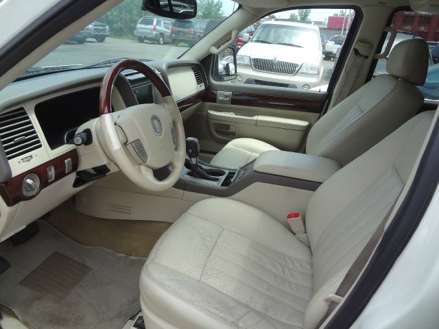 Lincoln Aviator 2004 photo 9