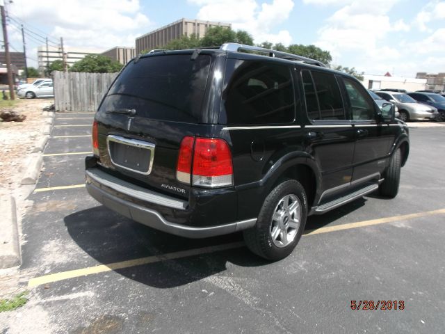 Lincoln Aviator 2004 photo 13