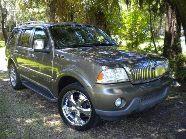 Lincoln Aviator 2004 photo 2