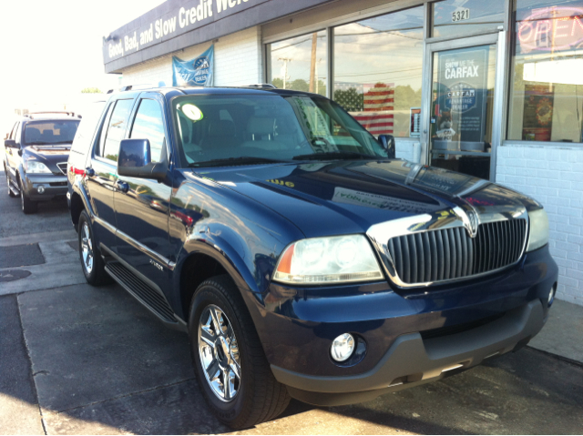 Lincoln Aviator 2004 photo 2