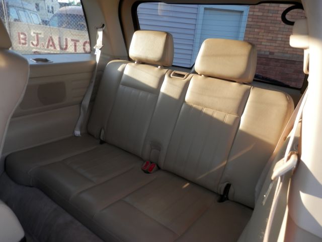 Lincoln Aviator 2005 photo 2