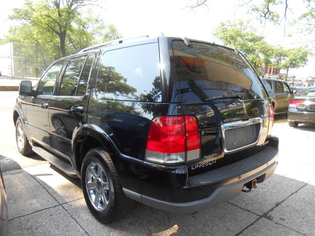 Lincoln Aviator 2005 photo 1